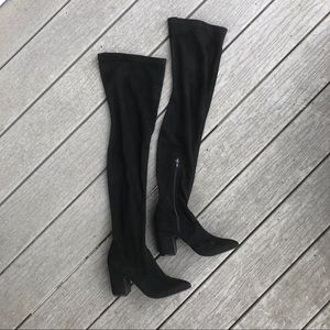 STEVE MADDEN OVER THE KNEE BOOTS - SIZE 5.5
